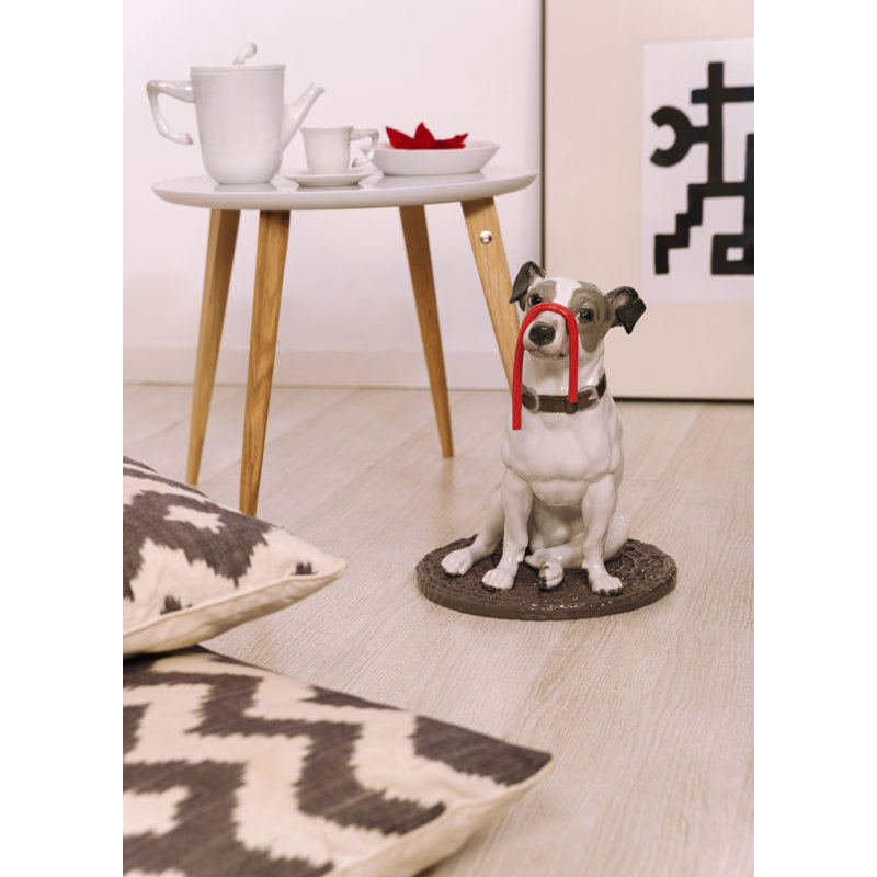 Jack Russell avec figurine de réglisse