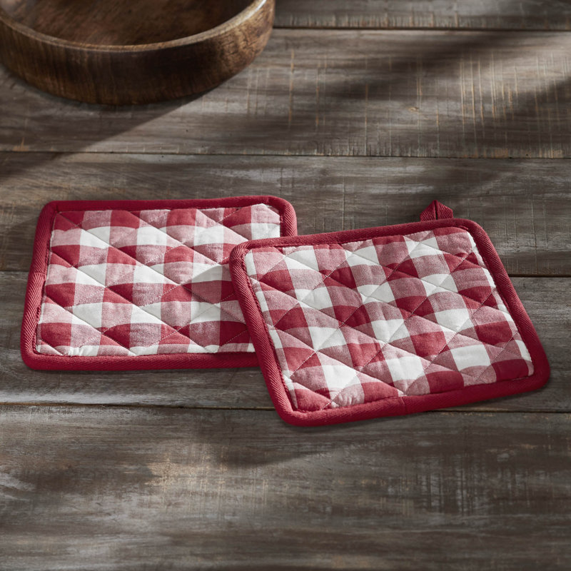 Annie Buffalo Check Red and White Cotton Pot Holder Set