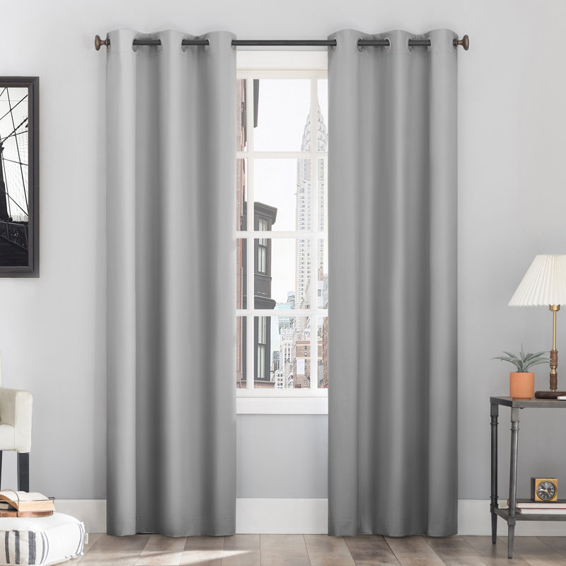 Panneau de rideau occultant 100% thermique avec œillets - Basics by Wayfair ™, L 40 po x L 63 po, Gris argenté