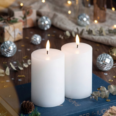 Ensemble de 2 bougies à DEL avec mèche véritable, bougies sans flamme 3 x 4 po, télécommande et minuterie, bougies à piles pour la décoration de fête de mariage