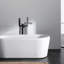 Robinet de baignoire autoportant en métal avec douche à main, sophistication de l'enchantement noir mat