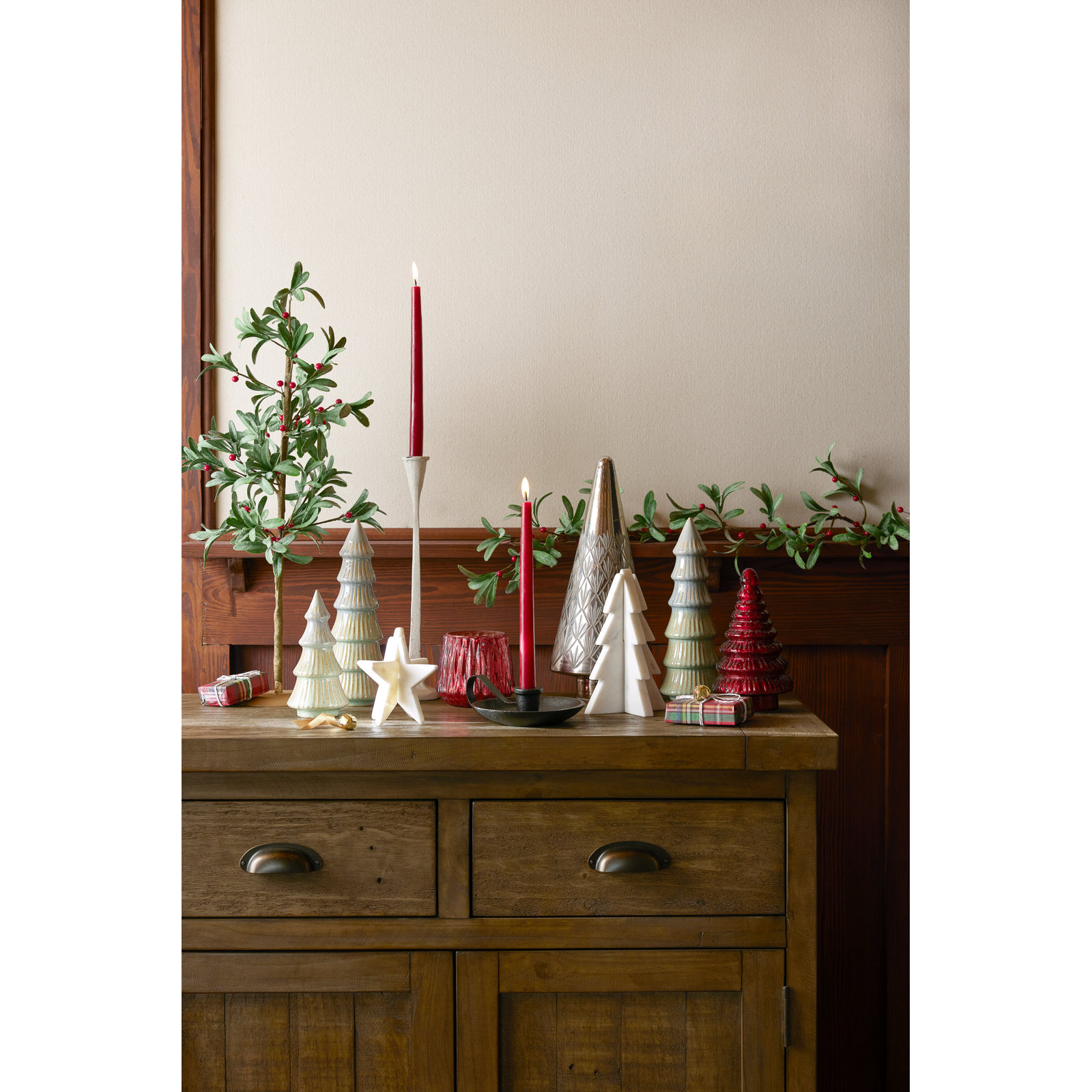 Embossed Tabletop Christmas Tree