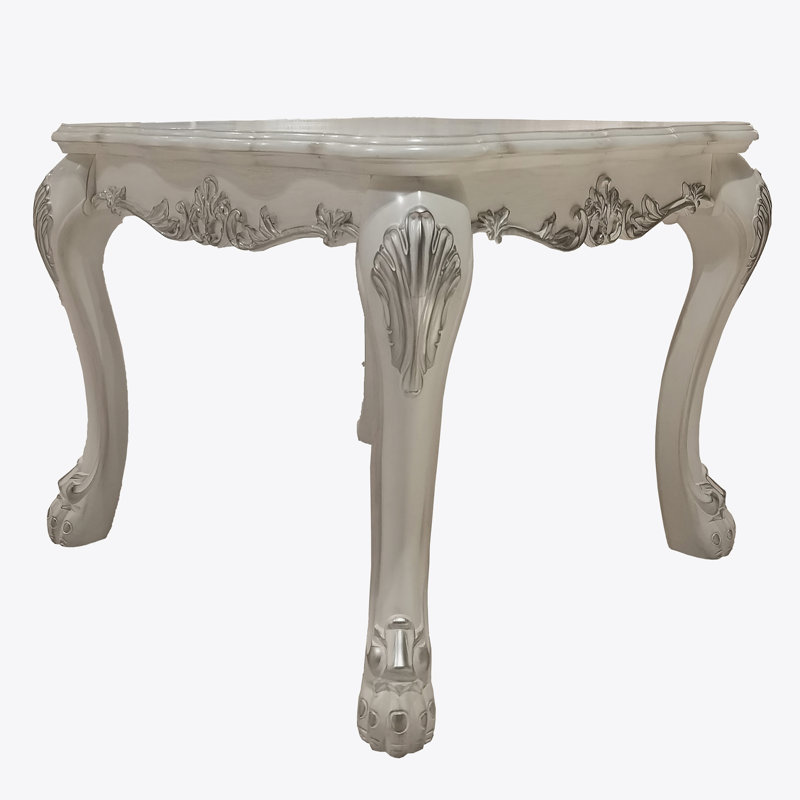 Table de bout avec pattes dorées