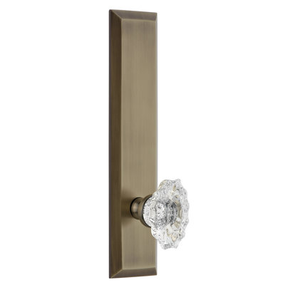 Grandeur Fifth Avenue Tall Plate Privacy with Biarritz Door Knob