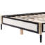 Grand lit avec tête de lit en tissu blanc bouclé, cadre champagne argenté et noir, lattes silencieuses pour un sommeil réparateur, structure en métal de 800 lb, système de plateforme de tête de lit assemblée dans la chambre à coucher Quiet Nights,-509144967