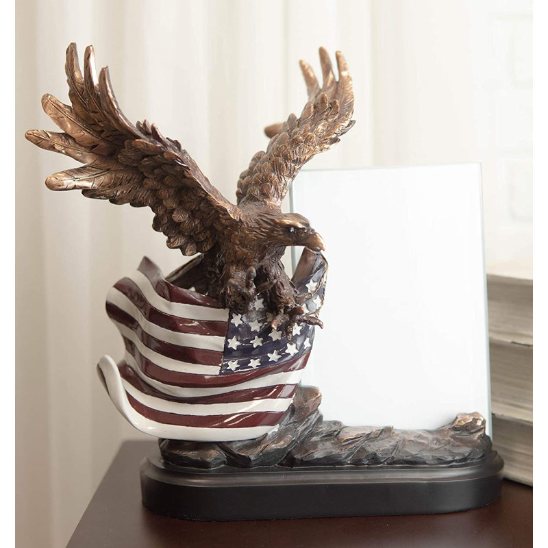 Statue aigle chauve avec ailes déployées Ebros