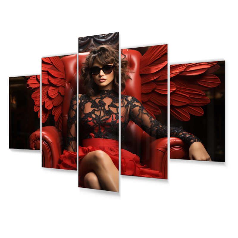 Modern People Wall Decor on Metal