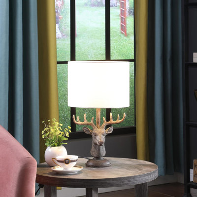 Lampe de table 18 po en cerf Elk Deer