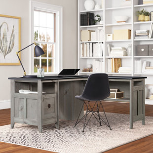 Realize Peninsula Desk in L-Configuration + Glass Modesty Panel + Pedestal