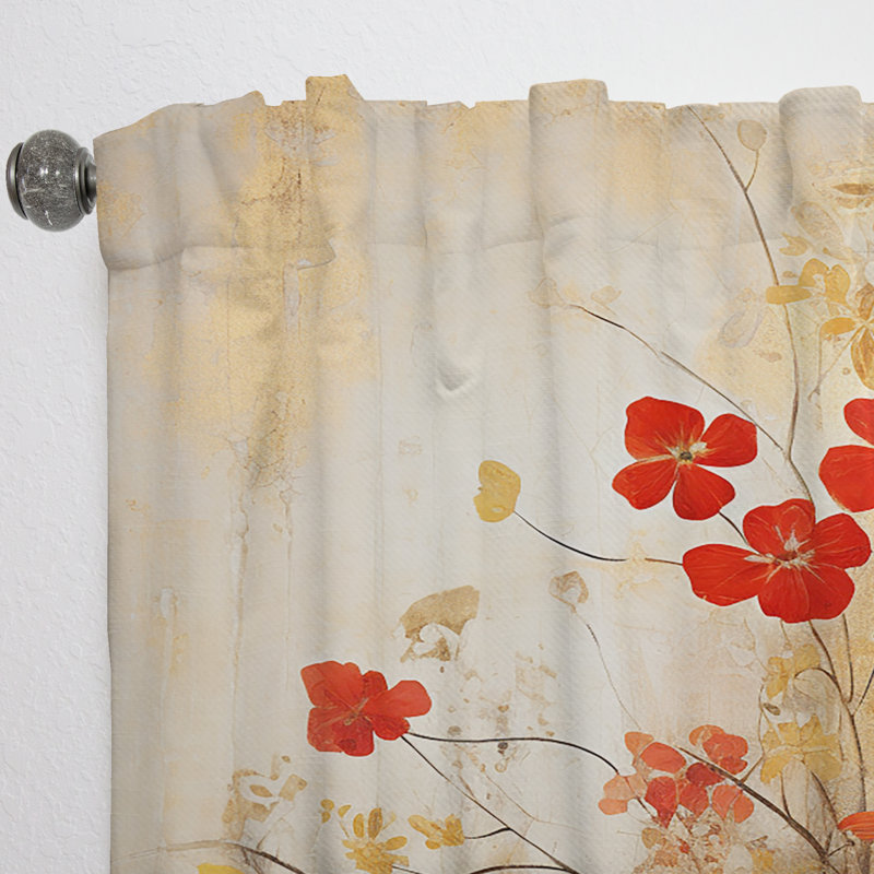 «Kourtney God and Red Floral Japanese Tiles I» - Rideau Botanicals - Velours obscurcissant - 1 panneau, L 52 po x L 63 po