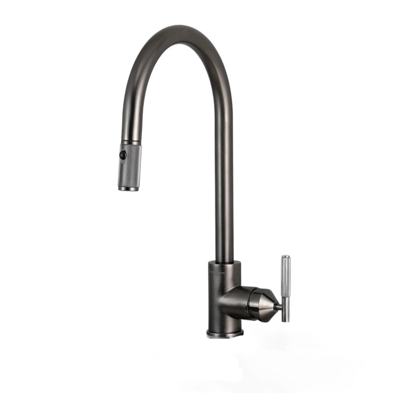 Kitchen Faucet / Pull-Out With Dual Spray / Linear, Gun Metal
