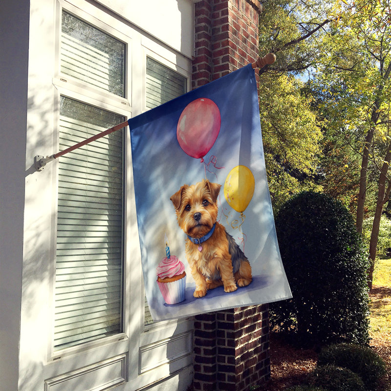 Drapeau «Happy Birthday House», Terrier de Norfolk