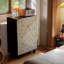 Commode en bois massif de style français