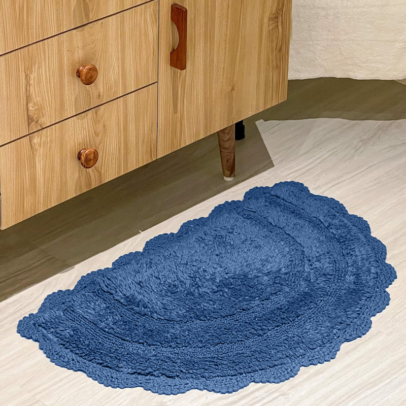 Tapis pour salle de bain Crouseville, Marine