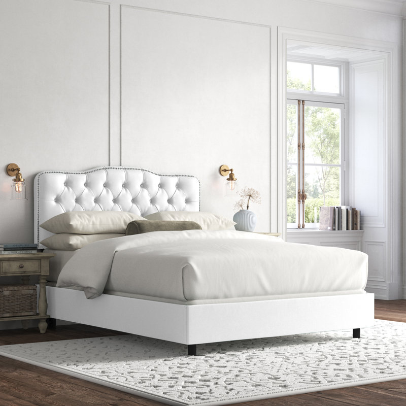 Lit tapissier standard Aurkene, Velours blanc classique, Grand