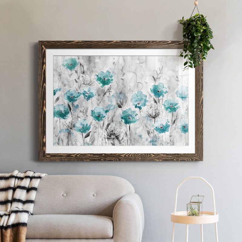 «Poppy Garden» - peinture encadrée, Encadré de bois de noyer, H 31,5 po x l 23,5 po x P 1,5 po