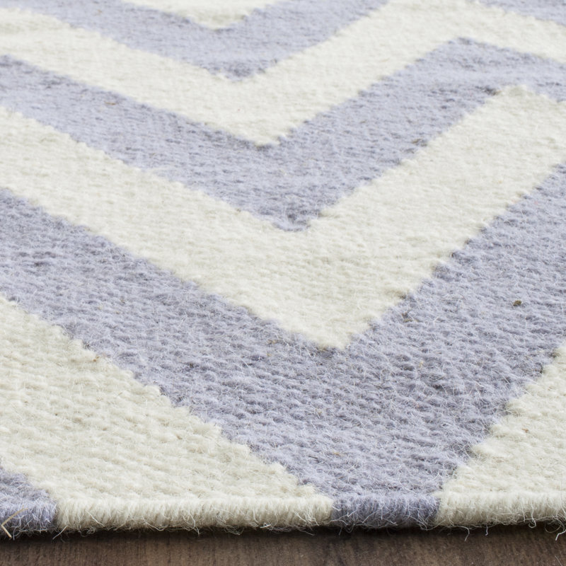 Mars Chevron Wool Area Rug, Rectangle 152 x 244 cm