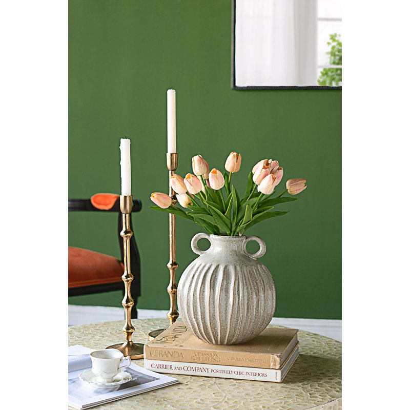 Vase décoratif décoratif en céramique avec petites poignées et motif texturé, parfait pour les intérieurs modernes et classiques