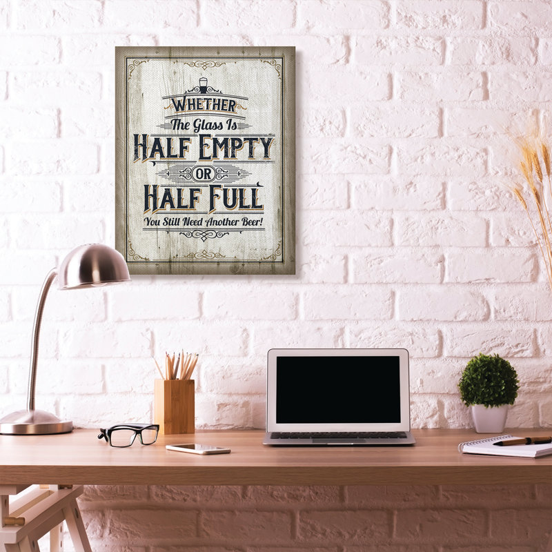 «Half Empty Beer Sign Bar Room Word Design», art textuel, Toile tendue, H 40 po x l 30 po