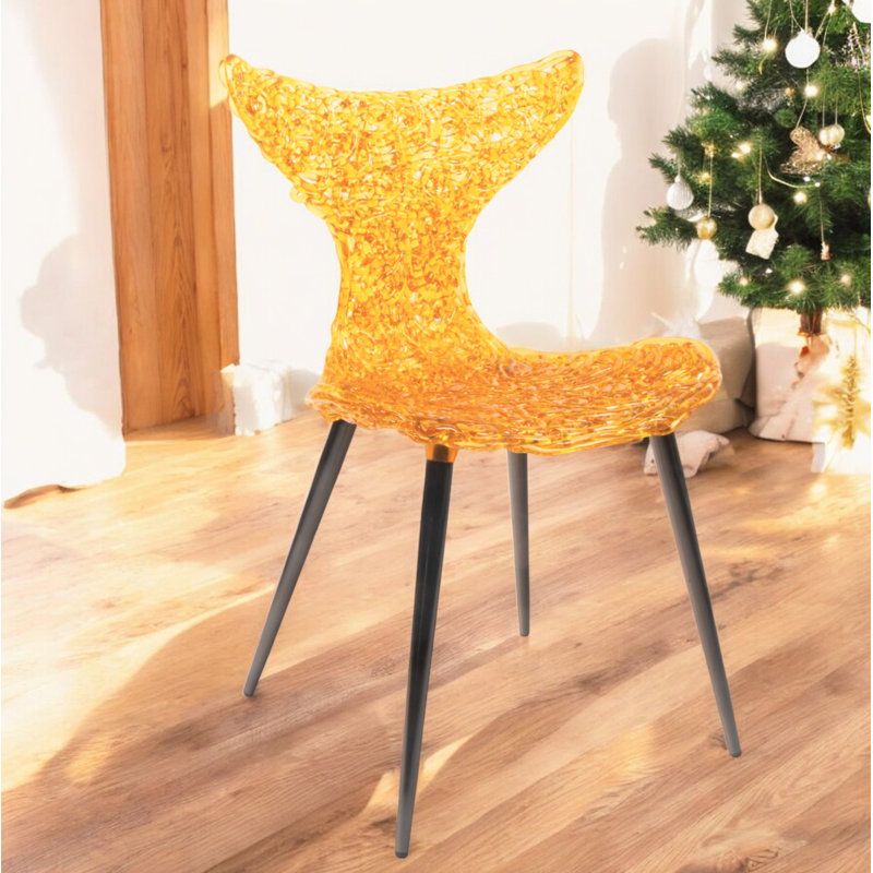 Innovative Luxury Accent Chair – Modern Designer Seating with Light-Reflecting Elegance