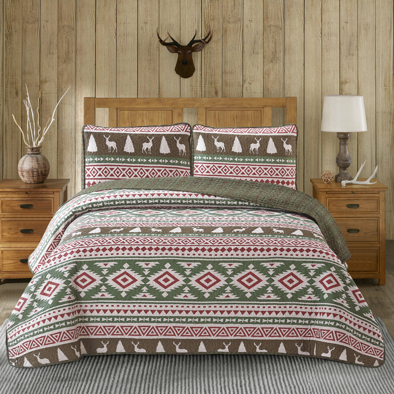 Kalyn Polyester Geometric Shapes Quilt, King Quilt + 2 Shams
