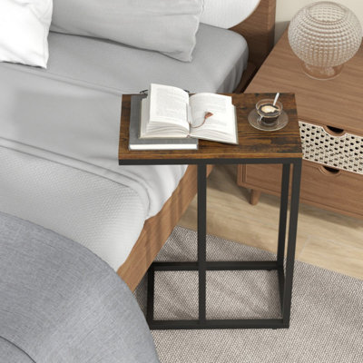 Table d'appoint en forme de C avec structure en métal robuste