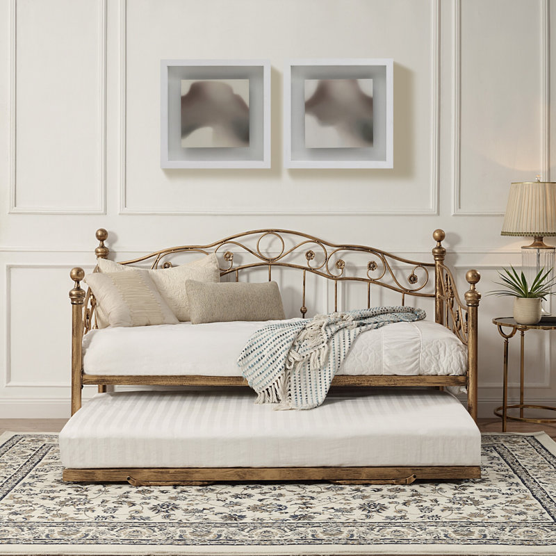 Mira Metal Daybed with Trundle
