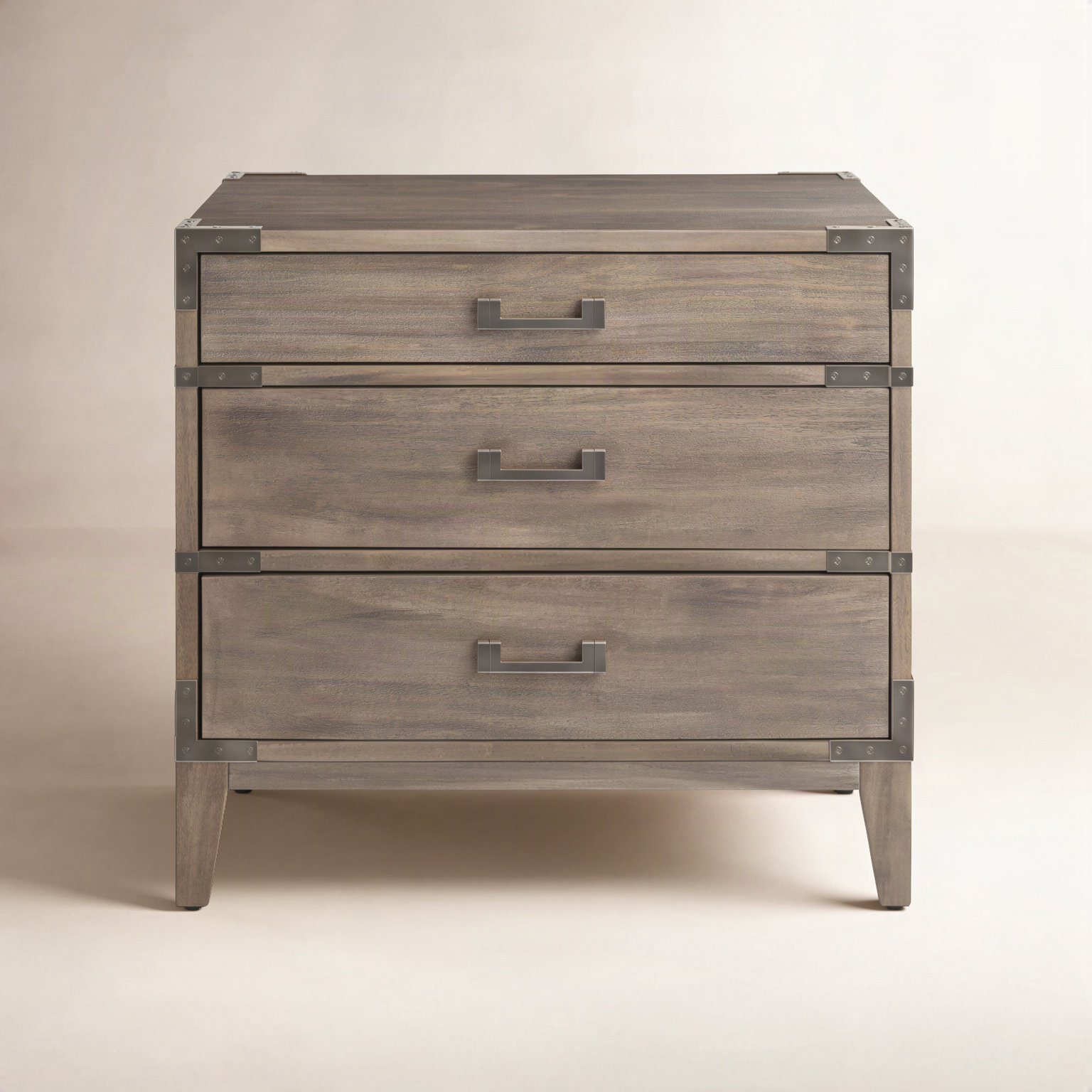 Lauretta Mahogany Nightstand, Ash Brown