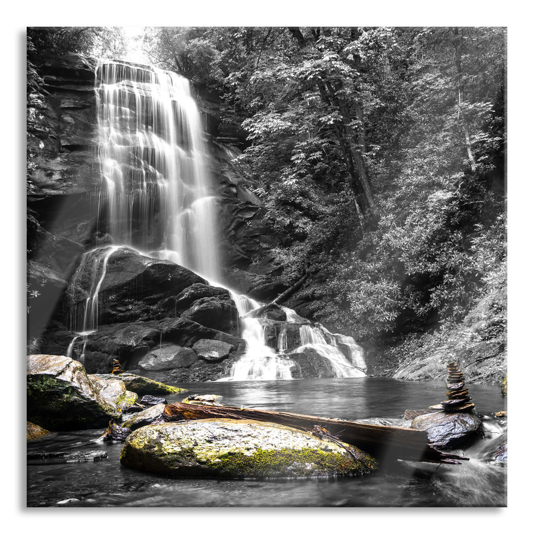 Glasbild Schöner Wasserfall mit Steinturm