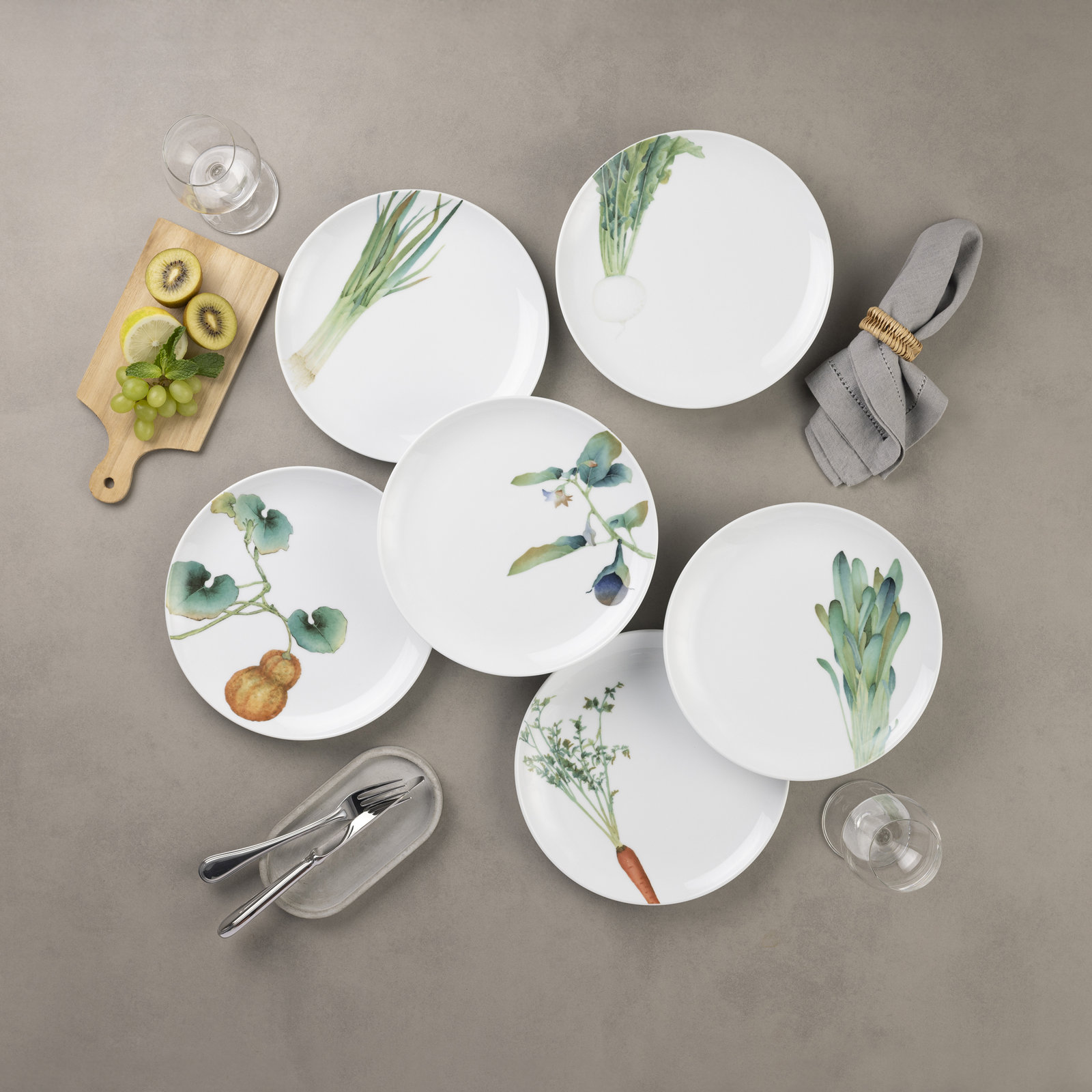 Kyoka Shunsai 10" Porcelain Salad Plate