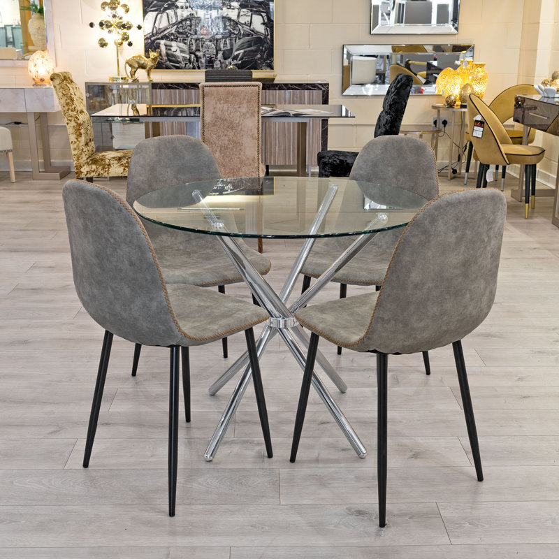 Quest 4 - Person Dining Set