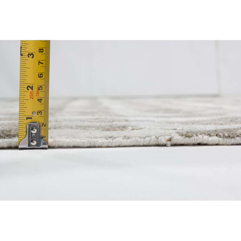 Geometric Area Rug in Gray, Rectangle 10' x 14'