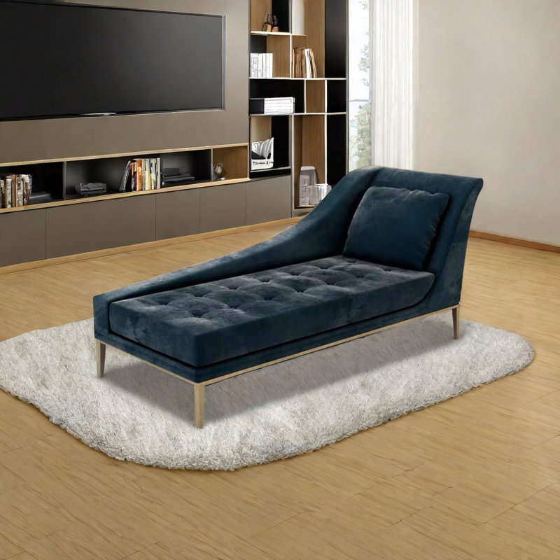 Chaise élégante et moderne, Accoudoir à droite (vu de face)