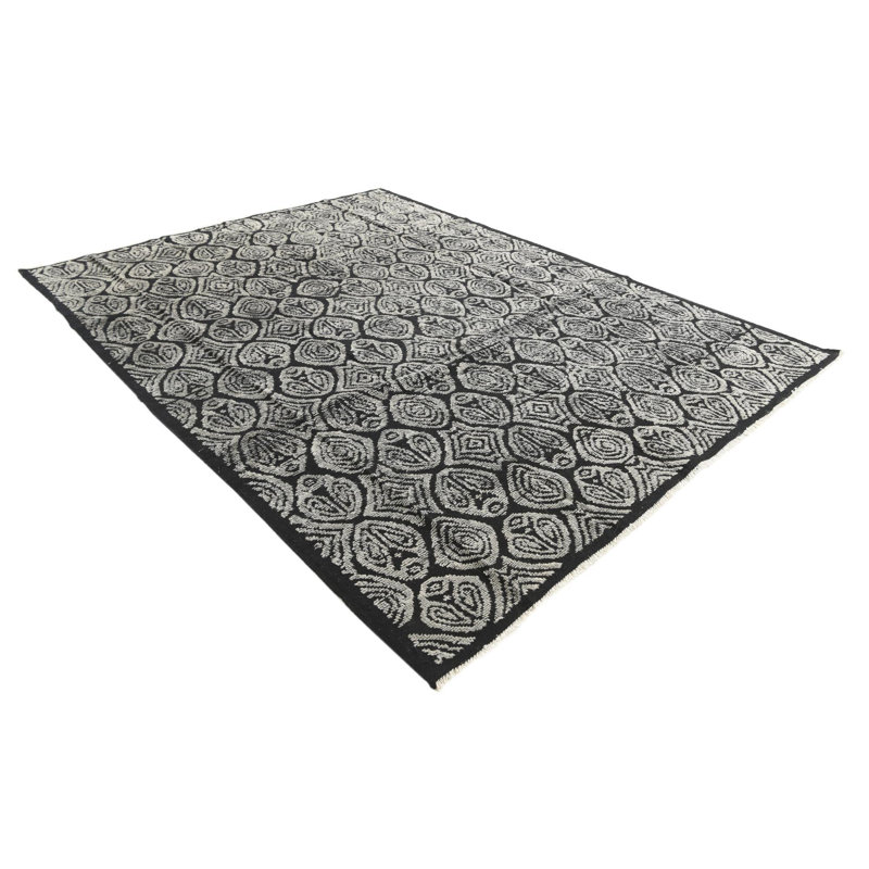 Tapis noir Judy