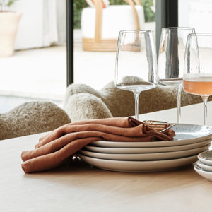 Table & Kitchen Linens