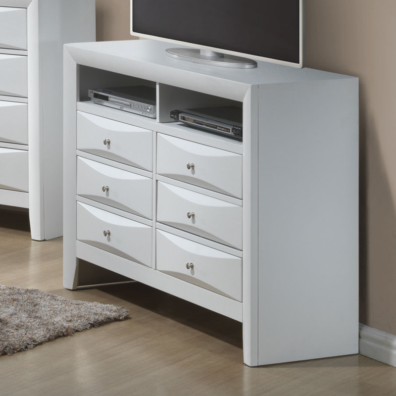 Marilla 47'' W 6 - Drawer Dresser, White
