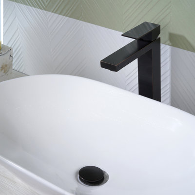 Robinet de salle de bain monocorps à poignée simple avec drain High Arc