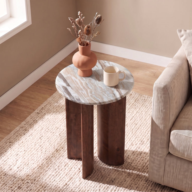 Table d'appoint beige