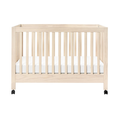 Maki 2-in-1 Convertible Portable Crib