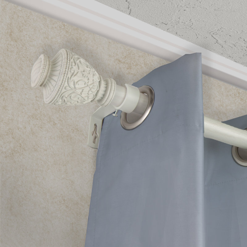 Tringle à rideaux simple en faux bois Lemos, 66" - 120", Blanc perle