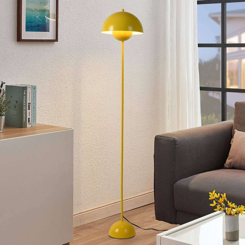 Lampe sur pied industrielle avec abat-jour industriel en métal pastel, Jaune