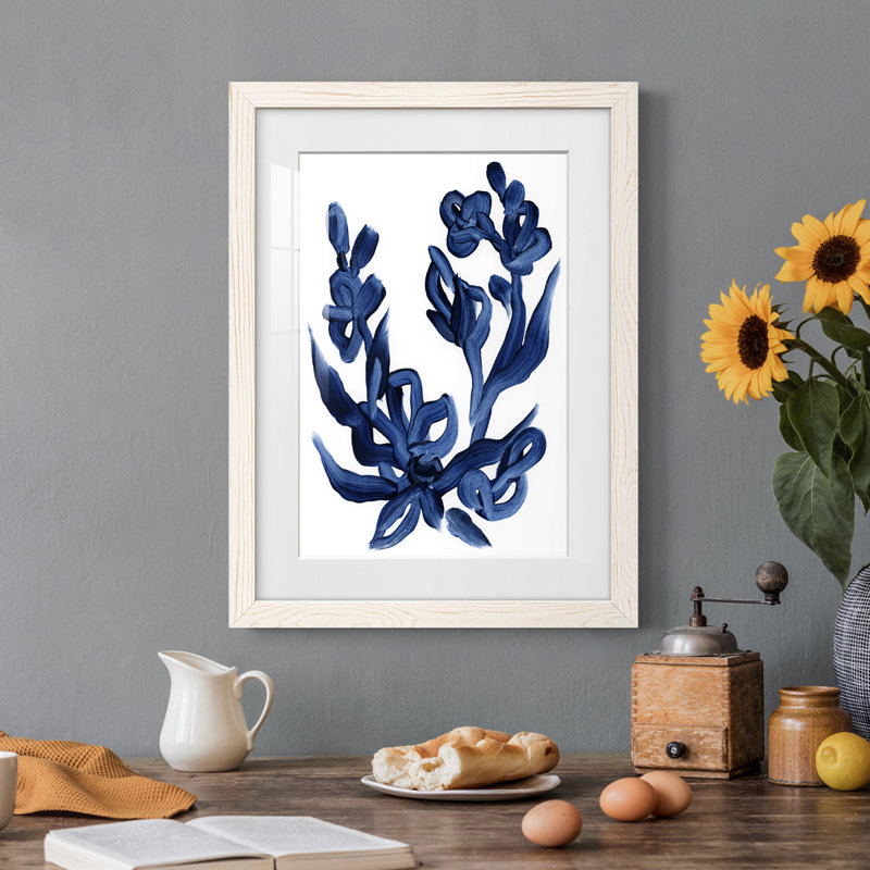 Indigo brossé Blooms I encadré mat - prêt à accrocher, H 38 po x l 28 po x P 1 po, Blanc