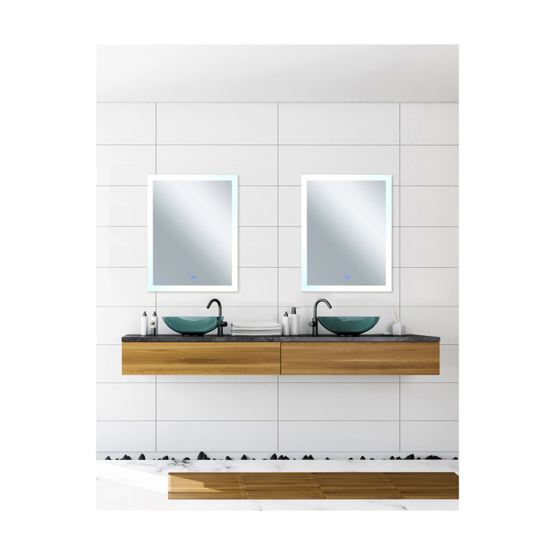 DEL blanc mat de notre collection Abigail, H 40 po x l 32 po