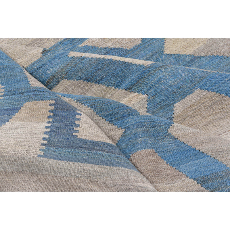 84732 Kilim