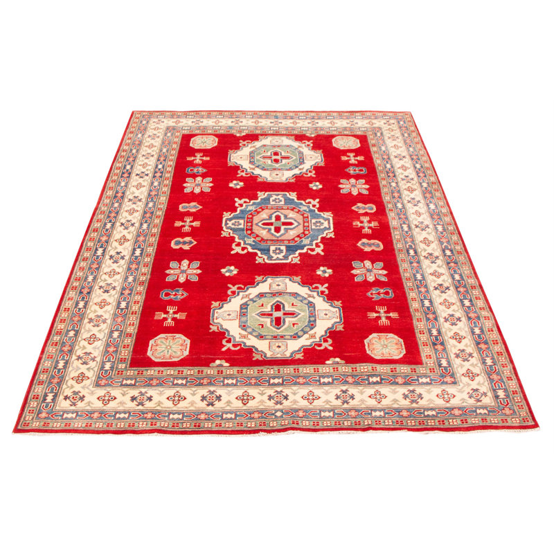Tapis rouge Finest Ghazni 6 pi 6 po x 9 pi 9 po