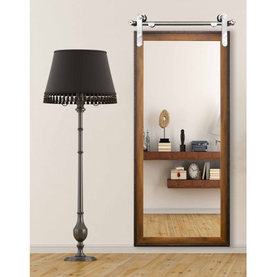 Miroir d'appoint / porte de grange en acier Rayne