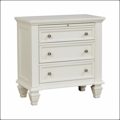 Charmante table de chevet à 3 tiroirs avec plateau coulissant, parfaite pour ajouter de l'élégance et du rangement à votre chambre à coucher