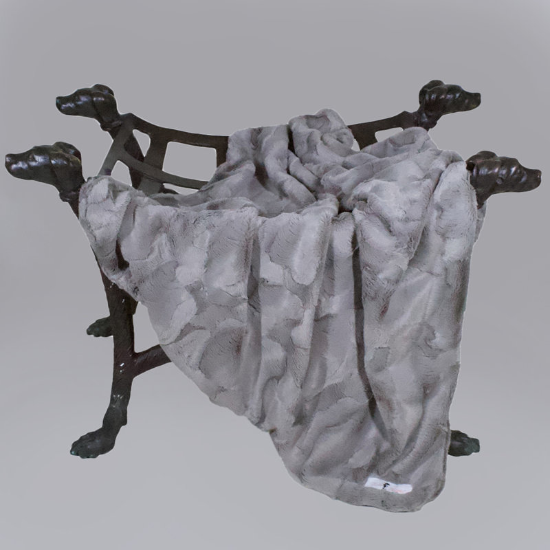 Couverture en polyester Luxe Dog, 34 po x 29 po, Taupe