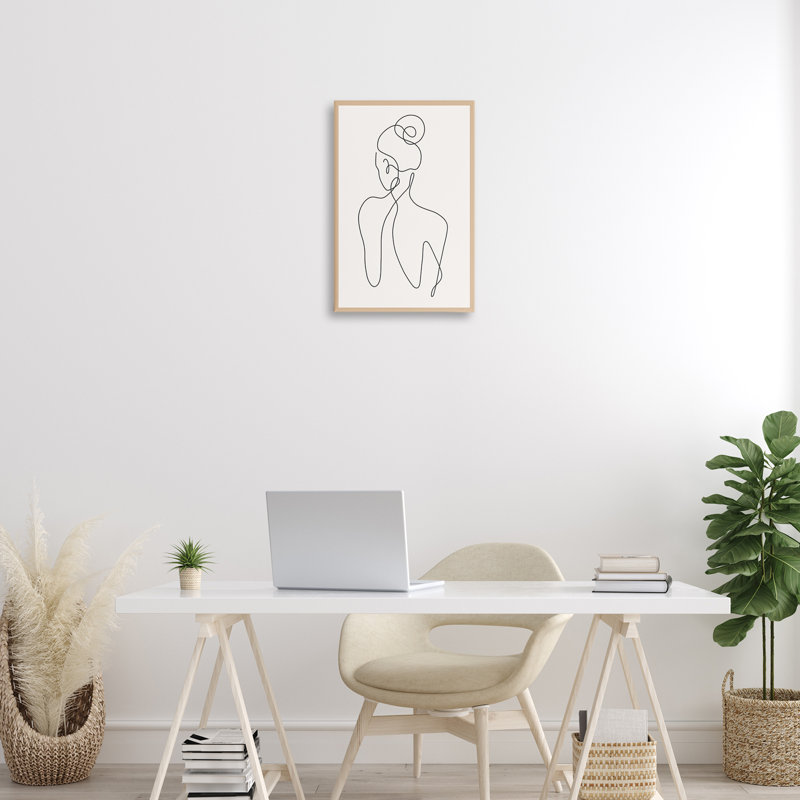 «Minimal Woman», dessin par LSR Creative Studio, H 24 po x l 16 po