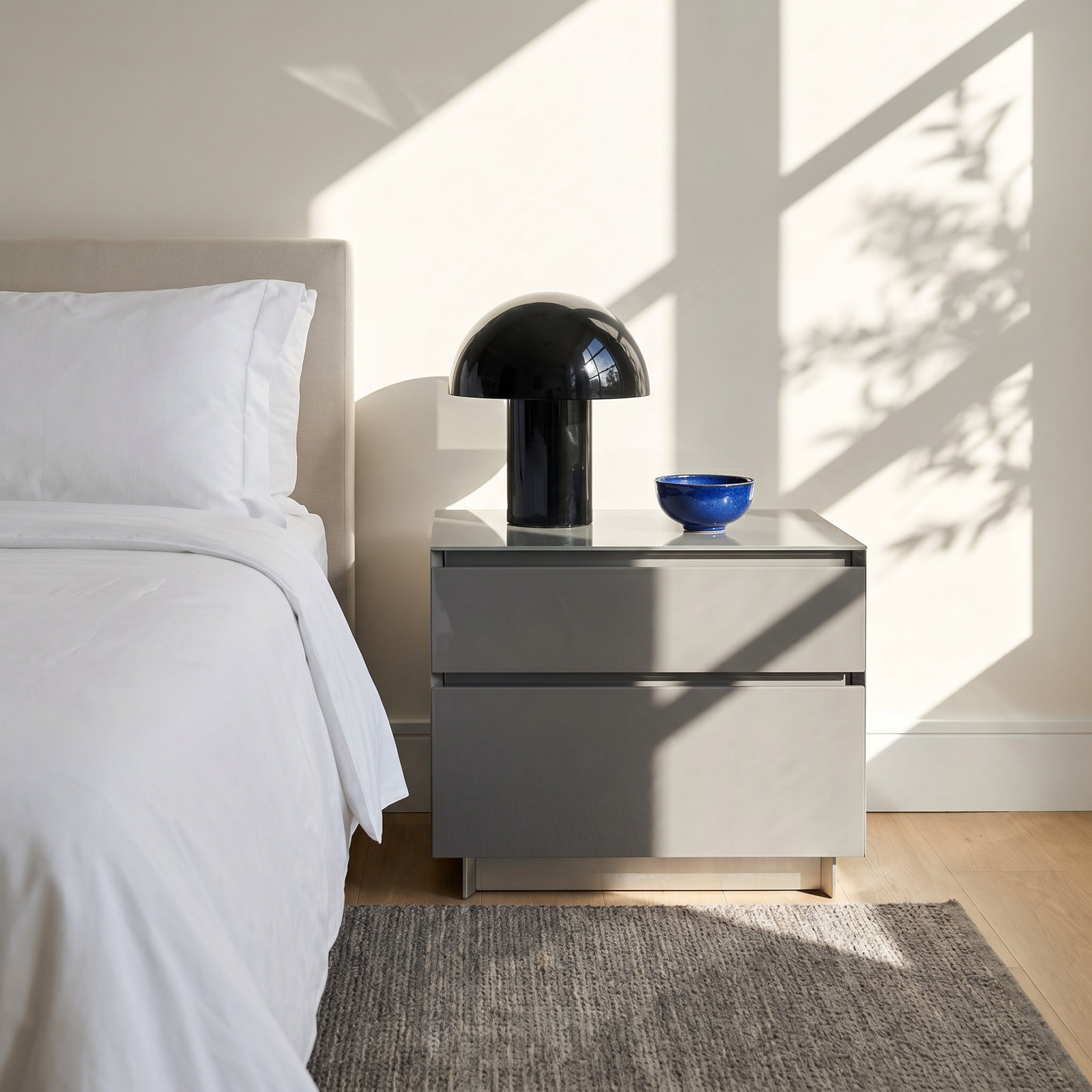 Venova Nightstand, Gray